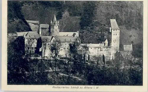 Altena Restauriertes Schloss  *
