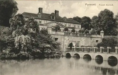 Bad Pyrmont Schloss  / Bad Pyrmont /Hameln-Pyrmont LKR