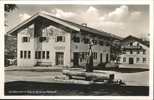 Reit Winkl Dorfbrunnen / Reit im Winkl /Traunstein LKR