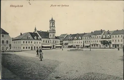 Koenigsbrueck Markt Rathaus  Brunnen x