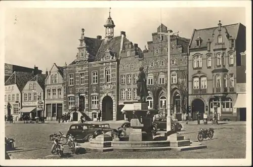 Husum Nordfriesland Husum Marktplatz Rathaus * / Husum /Nordfriesland LKR