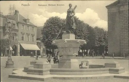 Husum Nordfriesland Husum Asmussen-Woldsen-Brunnen x / Husum /Nordfriesland LKR