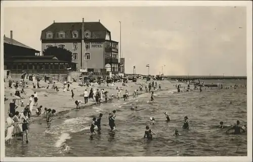 Wyk [Fotograf Wilh. Mueller] Foehr Strandhotel *