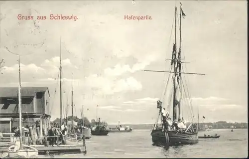 Schleswig Holstein Schleswig Hafen Schiffe x / Schleswig /Schleswig-Flensburg LKR