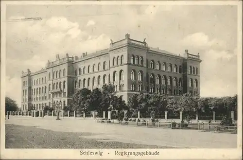 Schleswig Holstein Schleswig Regierungsgebaeude  x / Schleswig /Schleswig-Flensburg LKR