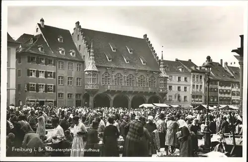 Freiburg Breisgau Muensterplatz Kaufhaus