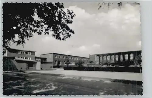 Duisburg Ruhr Duisburg Schule Friedrich-Alfred-Strasse * / Duisburg /Duisburg Stadtkreis