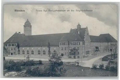 Muenchen Realgymnasium x