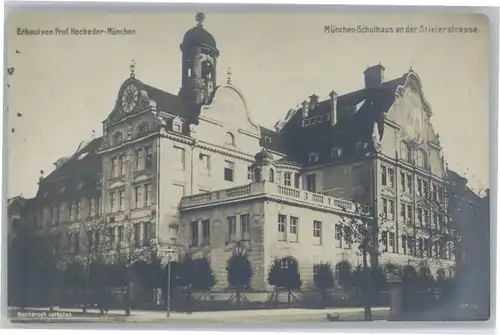 Muenchen Schulhaus Stielerstrasse *