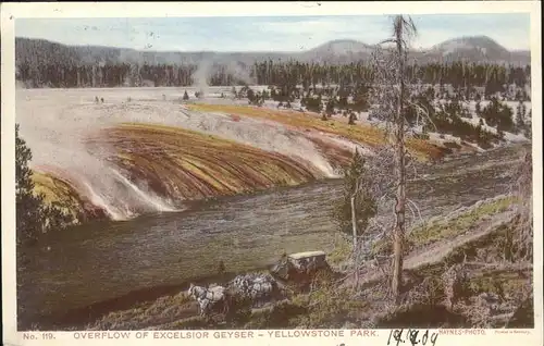 Yellowstone National Park Overflow of Excelsion Geyser Kat. Yellowstone National Park