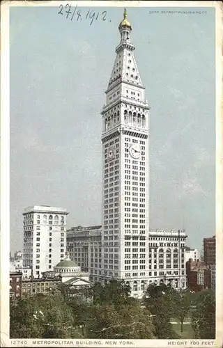 New York City Metropolitan Building / New York /