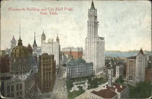 New York City Woolworth Building
City Hall Park / New York /