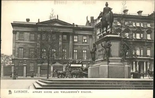 London Apsley House Wellingtons Statue Kutsche Kat. City of London