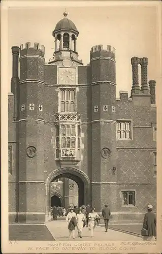 Hampton Court Palace Clock Court Kat. Herefordshire County of