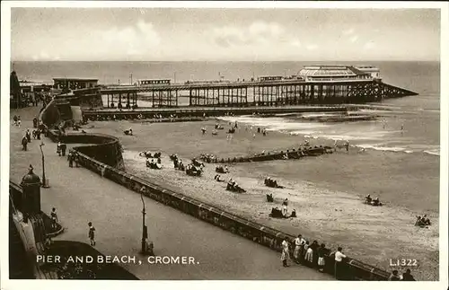 Cromer Pier Beach Kat. North Norfolk