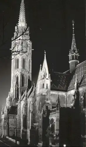 Budapest Matthias Kirche Sankt Sefan Denkmal  / Budapest /