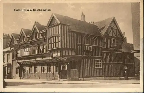 Southampton Tudor House / Southampton /Southampton