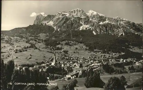 Cortina d Ampezzo Tofana (3241) / Cortina d Ampezzo /