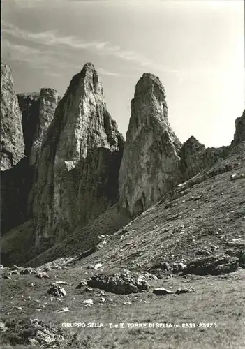 Gruppo Sella Torre di Sella (m. 2533-2597) / Italien /