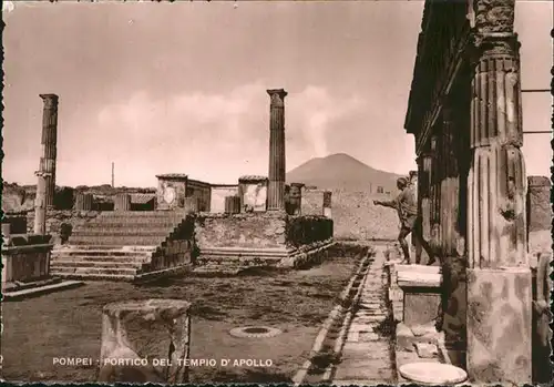 Pompei Portico Del Tempio D Apollo /  /