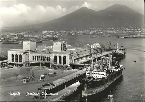 Napoli Neapel Stazione Marittima / Napoli /