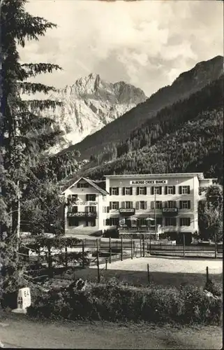 Canazei Albergo Croce Biana  / Italien /Italien