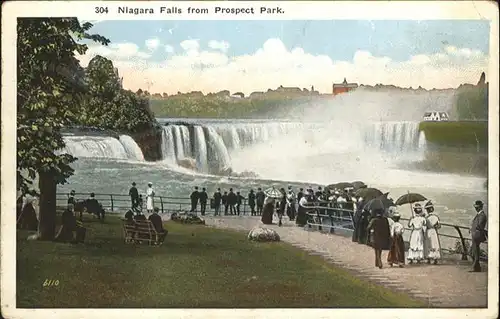 Niagara Falls Ontario Park  / Niagara Falls Canada /