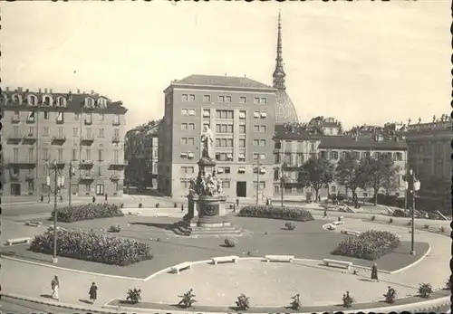 Torino Piazza Carlo Emanuele / Torino /