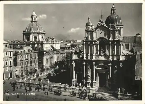 Catania Duomo Kutsche  / Catania /