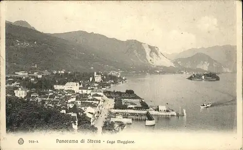 Stresa Lago Maggiore Boot /  /