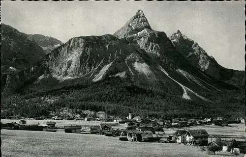 Ehrwald Tirol  / Ehrwald /