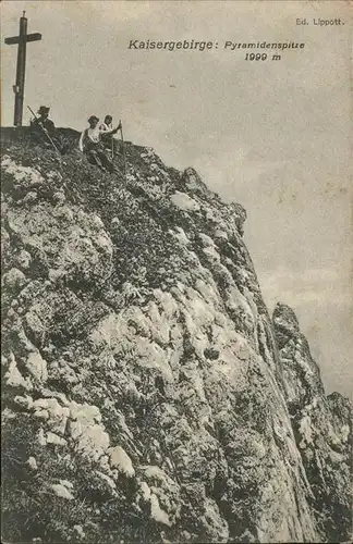 Kaisergebirge Pyramidenspitze Kreuz / Kufstein /Tiroler Unterland