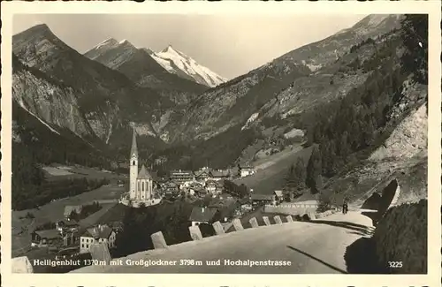 Heiligenblut Kaernten Grossglockner Hochalpenstrasse / Heiligenblut /Oberkaernten