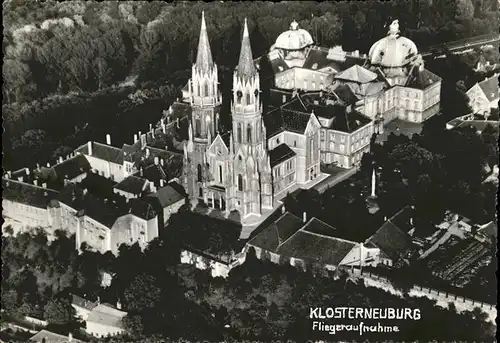 Klosterneuburg Fliegeraufnahme  / Klosterneuburg /Wiener Norden