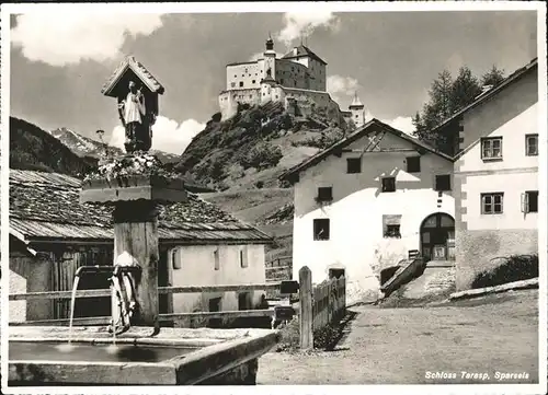 Tarasp Schloss Brunnen / Tarasp /Bz. Inn