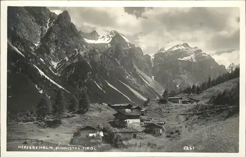 Herzebenalm Pinnistal / Oesterreich /