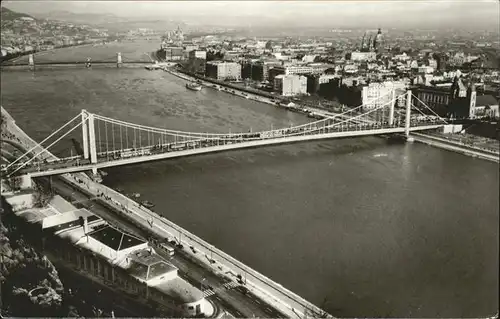 Budapest Bruecke / Budapest /