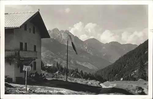 Herzebenalm Pinnistal / Oesterreich /