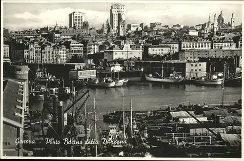 Genova Genua Liguria Porto Bacino della Darsena Schiff  / Genova /