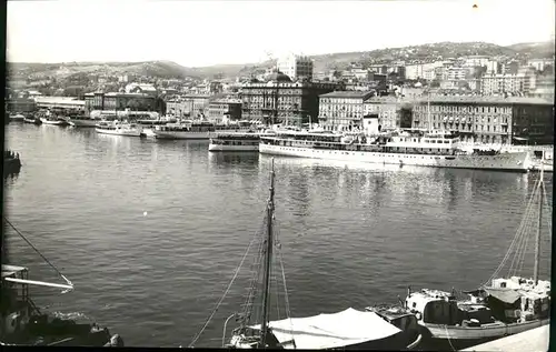 Rijeka Schiff / Rijeka /