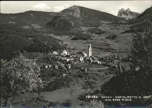 Castelrotto Gesamtansicht Dolomiti Sass Rigais / Castelrotto /Bz. Lugano