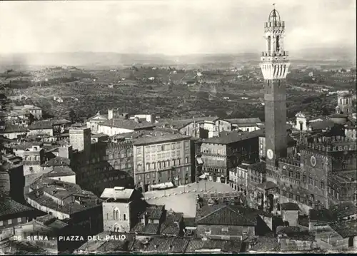 Siena Siena Piazza Palio * / Siena /