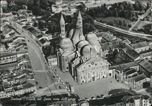 Padova Padova Fliegeraufnahme Chiesa Santo Vista dall aereo x / Padova /