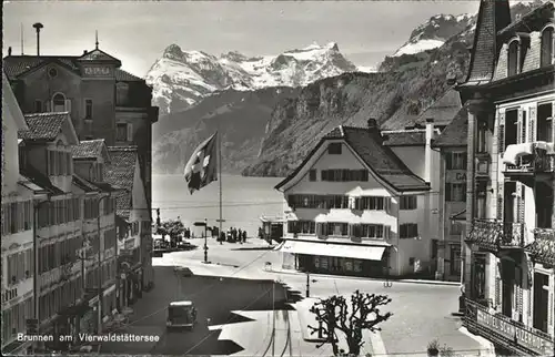 Brunnen SZ Vierwaldstaettersee 