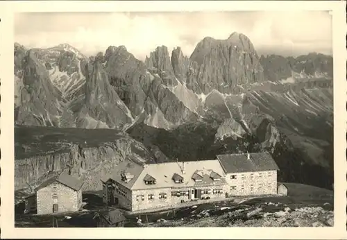 Monte Pez Schlernhaeuser