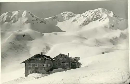 Mittelberg Kleinwalsertal Schwarzwasserhuette *