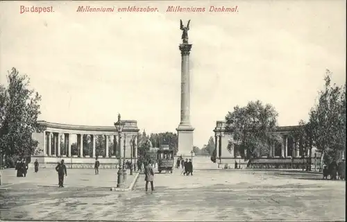 Budapest Milleniums Denkmal  / Budapest /