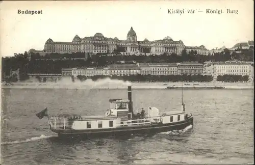 Budapest Burg Schiff / Budapest /