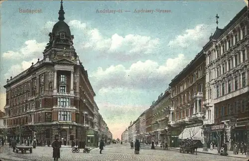 Budapest Audrassy Strasse Kutsche  / Budapest /