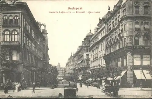 Budapest Kossuth Lajos Gasse Kutsche  / Budapest /